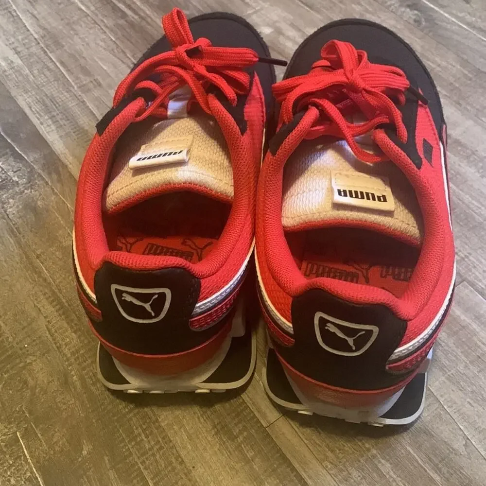 Puma Shoes Kids Size 5C Red Black Sneaker